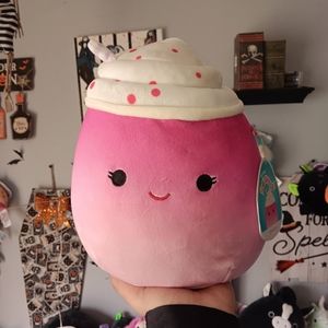 8" cinnamon milkshake squishmallow